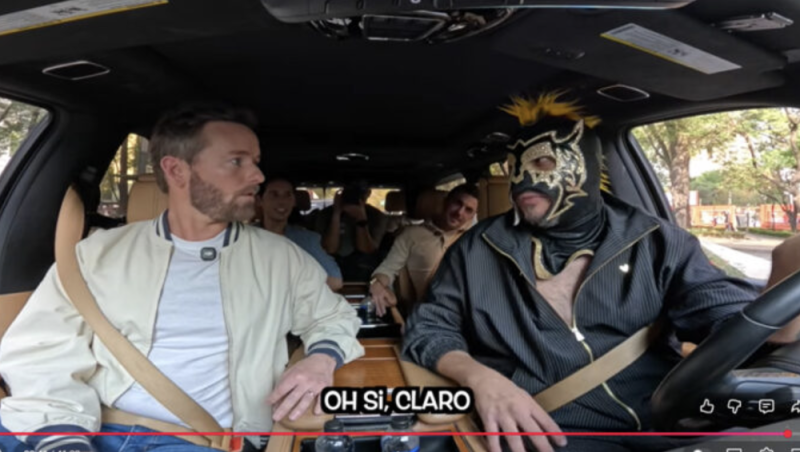 Escorpión Dorado incomoda a elenco de “Malcolm el de en medio” y desata críticas en redes