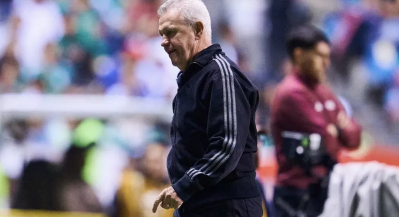 Javier Aguirre hace el primer recorte de cara a la lista final: “6 son los que se van”
