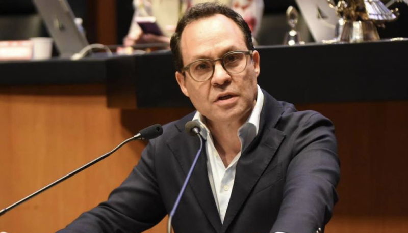 Clemente Castañeda pide impulsar infraestructura, seguridad ferroviaria y salud en Ocotlán