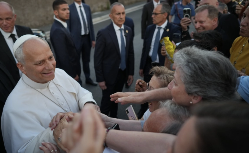 Papa León XIV celebra acuerdo entre Irán y EU que pone fin a la guerra en Medio Oriente