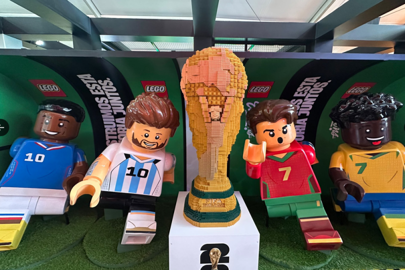 ¡Se la llevaron! Roban Copa del Mundo hecha de LEGO en pleno Fan Festival de Guadalajara