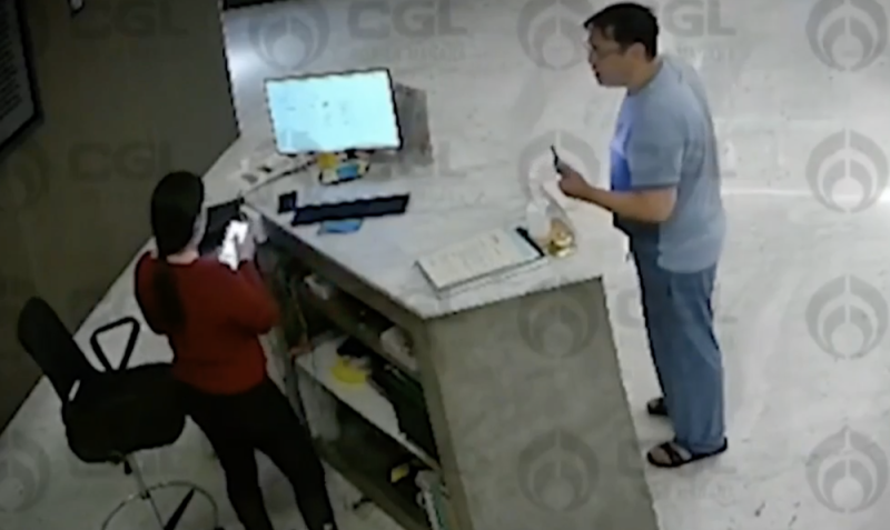 publicaciones/Captan viol3nta agresión a recepcionista de un hotel en Santa Fe, CDMX; responsable sigue libre