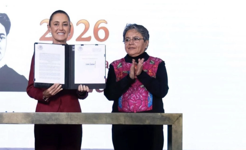 Sheinbaum firma decreto para que la información gubernamental sea más transparente y accesible