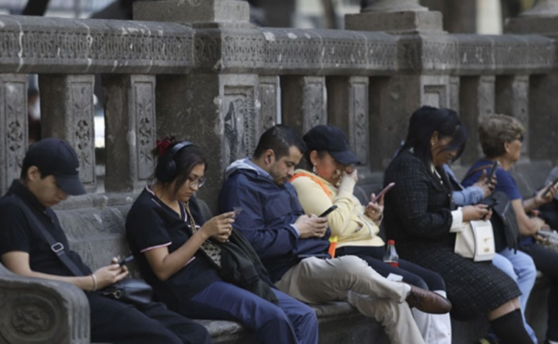 ¿Cómo registrar tu línea telefónica con tu CURP para que no cancelen tu número celular?