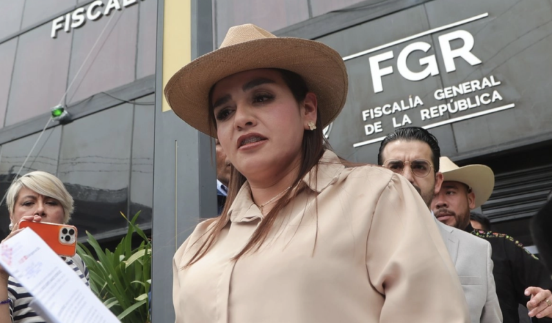 Fiscalía de Michoacán advierte: Grecia Quiroz podría ser arrestada si no entrega 3 teléfonos