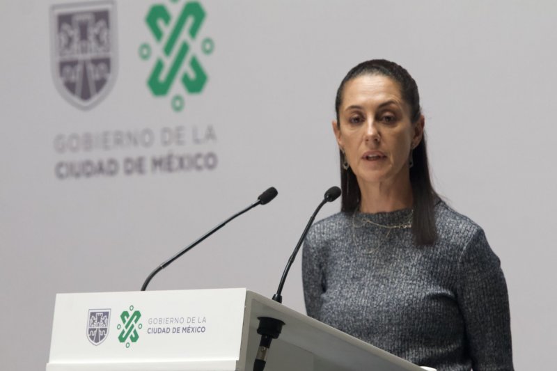 El sistema SMS sobre Covid-19 se actualizó a Fase 2; CDMX contratará 100 médicos