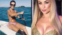 Sánchez Azuara, con sus casi 50 años, supera a Aracely Arámbula asoleándose en la playa.