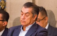 El Bronco se queja, “no me alcanza con lo que gano mensualmente como gobernador”.