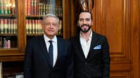 Presidente más popular del mundo le cede su lugar a AMLO; “he aprendido mucho de él” dijo. 