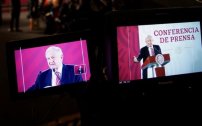 #ÚltimoMinuto: Encuentran cámara espía en sala de juntas de AMLO en Palacio Nacional. 
