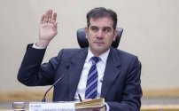 Tras amparo de Córdova, más de 130 trabajadores del INE conservan sueldos mayores a 100 mil