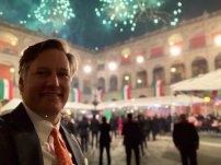 Embajador de EU revela que sí hubo invitados en Palacio, pero no accedieron a ceremonia