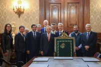 AMLO y Microsoft se unen para combatir la corrupción con tecnología de punta.