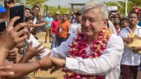 AMLO ha recorrido el equivalente a más de cuatro vueltas al mundo sin poner un pie fuera de México