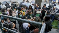 Feministas exigen disculpas de medio por imágenes de Ingrid 