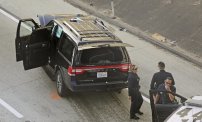 Con todo y muertito, un comando se lleva carroza fúnebre