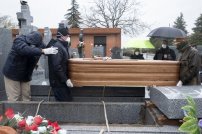 Joven sufre paro cardíaco fulminante en pleno funeral de su madre que había muerto por COVID19-19
