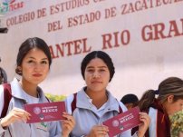 AMLO destaca AUMENTO DE BECAS a universitarios gracias al combate a la corrupción