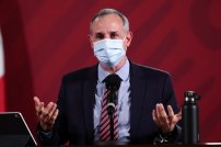 López-Gatell “TOCA MADERA” para no contagiarse de Coronavirus